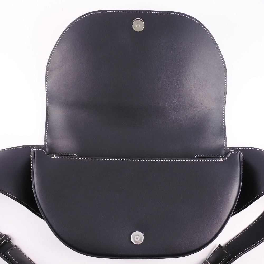 Burberry Body Belt Crossbody Bag Black Calfskin Magnetic closure - Picture 6 of 8